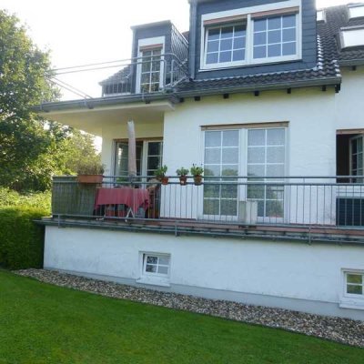 möbliertes, exclusives 1,5 Zi-Appartement mit Terrasse und Fernblick, Garten