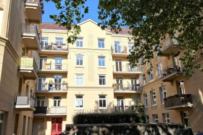 HH-Eimsbüttel: Charmante 2-Zimmer-Wohnung mit Süd-Balkon in beliebter Lage!