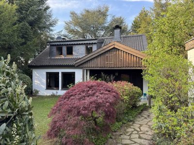 provisionsfrei ruhige Lage: Sanierung oder Neubau, Villa oder Doppelhaus, Grundstücksteilung möglich