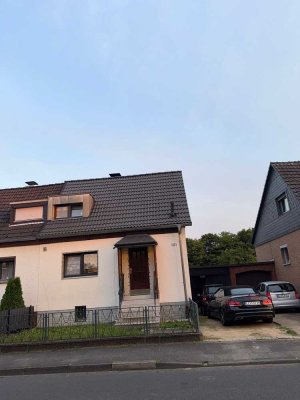 Doppelhaushälfte in Leverkusen - Bürrig
