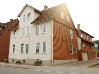 Helle 3-Zimmer-Dachgeschoss-Wohnung in Einbeck-Greene