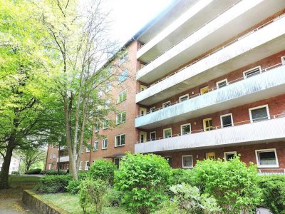 1968aw - Mietbeginn 01.06.2025 - Gesucht und gefunden! Renovierte drei Zimmer Wohnung frei!