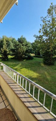 Schöne 3 RW im Hochparterre mit Balkon, Einbauküche, Gäste WC, PKW-Stellplatz und Keller