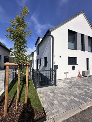 2-Zimmer Souterrain Wohnung (FBH &Klima) in Korntal-Münchingen