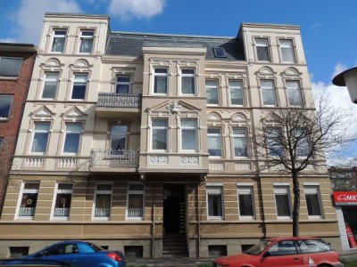 Erdgeschosswohnung mit charmantem Altbauflair in Wilhelmshaven! Frei ab Mitte November!
