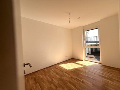 Familienfreundliche 4 Zimmerwohnung mit sehr großer überdachter Terrasse.