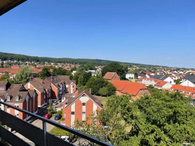 Zentralgelegene, gepflegte 3-Raum-Wohnung mit Balkon und Einbauküche in Barsinghausen