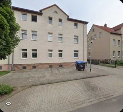Nachmieter Gesucht:
Sanierte 1-Zimmer-Wohnung mit Einbauküche in Karl-Marx-Straße, Neukieritzsch