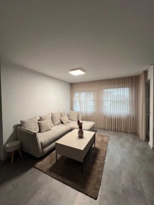 Offene und sonnige 2-Zimmer-Wohnung mit Balkon und Einbauküche in Ostfildern Nellingen
