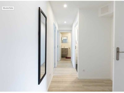 Provisionsfrei Etagenwohnung in 78224 Singen, Richard-Wagner-Str.