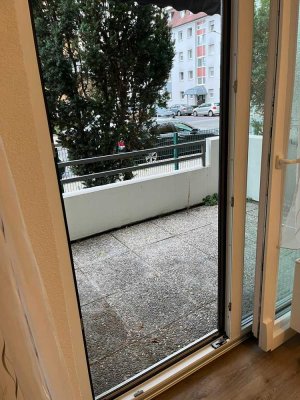 Möblierte 1,5-Zimmer Wohnung mit Balkon - zentral und ruhig in Hanau