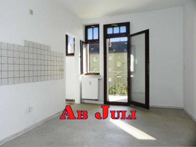 Balkonwohnung in Richtung Pohlitz - Einbauküche möglich