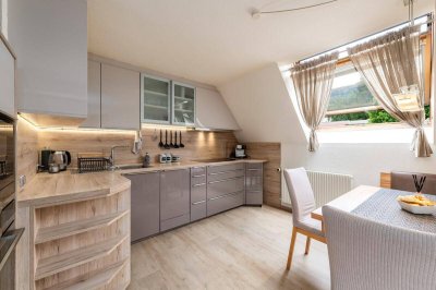 Ruhige Eigentumswohnung mit Balkon, Gartenbenützung, Garage und Keller!