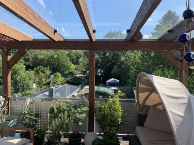 Stilvolle 2-Raum-Maisonette-Wohnung mit gehobener Innenausstattung mit Balkon und EBK in Hürth