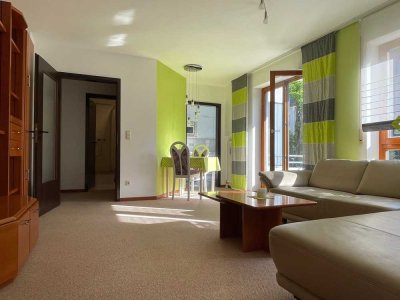 Pfiffige, "möblierte" 2-Zimmerwohnung im Augsburger Univiertel