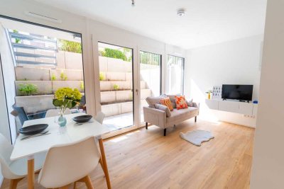 Wunderschöne vollmöblierte  1,5 Zimmer Wohnung Terrasse Apartment UG
