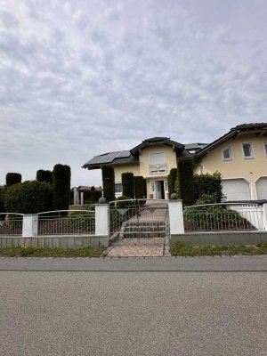 650000 € - 160 m² - 5.0 Zi.
