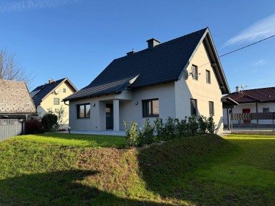 Kernsaniertes Einfamilienhaus mit Stil, Komfort und sonnigem Garten In Ferlach