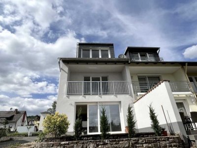 Wohnen und Arbeiten. Ein schickes  Reiheneckhaus sucht nette Mieter.