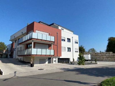 Neuwertige 5-Zimmer-Wohnung mit großer Terrasse