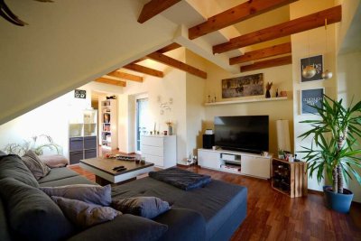 Scheeßel / Abbendorf: Moderne 3-Zimmer Dachgeschosswohnung mit Balkon