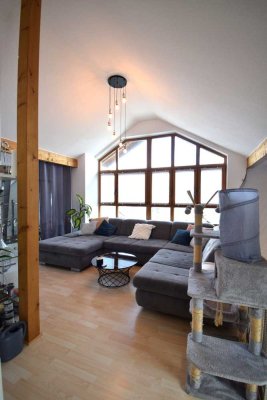 Großzügige Maisonette mit Südbalkon in Herbolzheim – Ruhe & Eleganz in malerischer Lage nahe Frei...