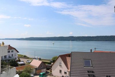 Exklusive Doppelhaushälften mit Seeblick – Wohnen in traumhafter Lage in Sipplingen