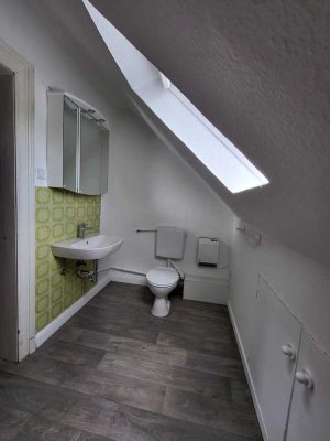 Ansprechende 1-Zimmer-Dachgeschosswohnung in Essen-Stadtwald