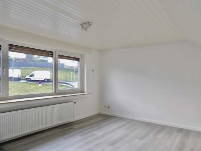 Modernisierte Dachgeschosswohnung in der Berliner Straße