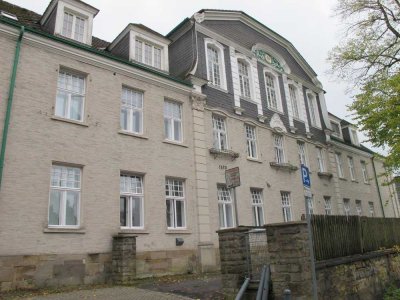 Attraktive 2-Zimmer-Wohnung im ehemaligen Schulhaus