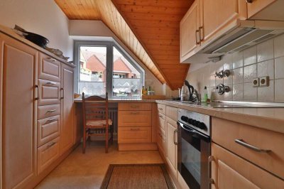 Charmante Eigentumswohnung im Dachgeschoss eines 3-Parteienhauses, Nähe Altmarkt!