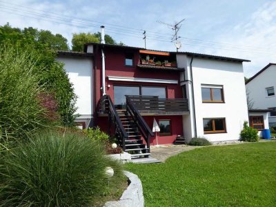 Geräumiges 2-Familienhaus in begehrter Aussichtslage in Oberelchingen bei Ulm