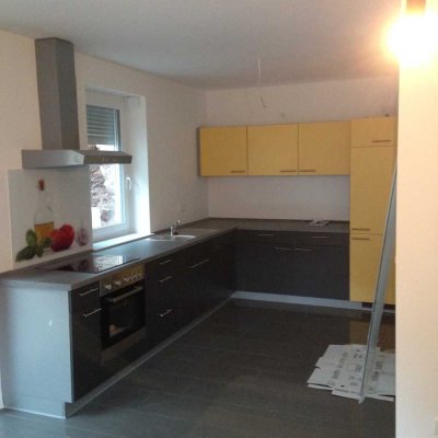 Neuwertige möblierte 2-Zimmer-Terrassenwohnung Einbauküche in Lindenberg