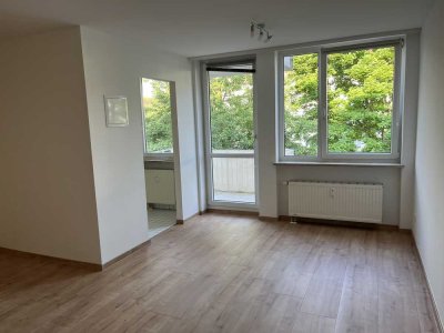 Zweiraumwohnung mit Einbauküche in Leipzig-Holzhausen