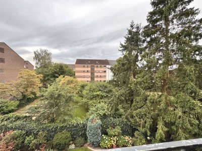 Helle DG-Wohnung mit sehr guter Aufteilung und Balkon in Lintorf!