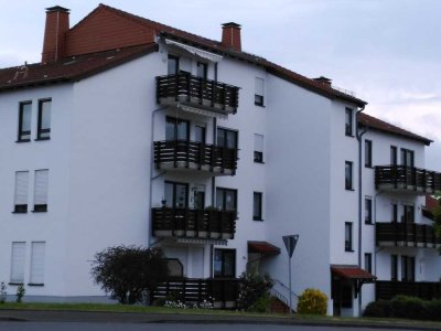 Großzügige, gepflegte 2ZKB mit Balkon  u Garage in Baunatal-Altenbauna