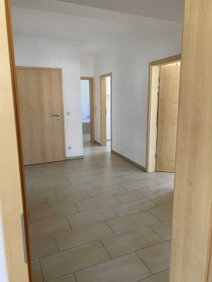 „Wohnen fast in der Innenstadt von Neuburg"  2,5-Zimmer Wohnung mit EBK!