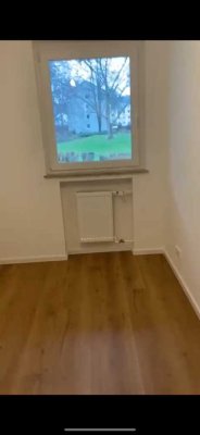 Exklusive 4-Raum-Wohnung mit gehobener Innenausstattung mit EBK in Bonn