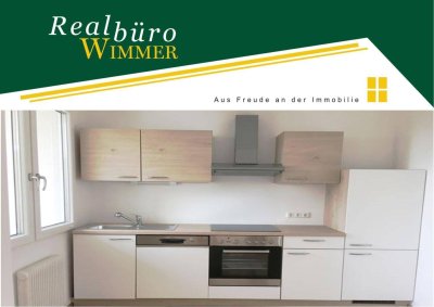 Neuwertige 1-Zimmer-Wohnung mit Loggia