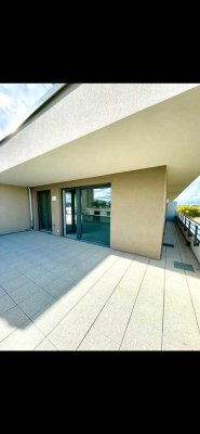 Neuerbaute 2 Zimmer Penthouse Wohnung mit toller Terrasse