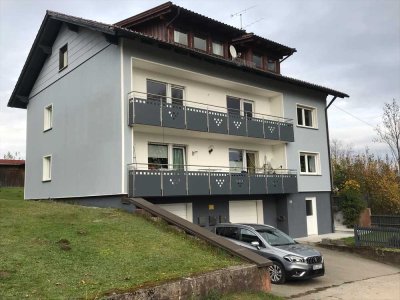Großzügige Dachgeschosswohnung zentrumsnah in ruhiger Lage und schöner Aussicht mit Gartenbenutzung