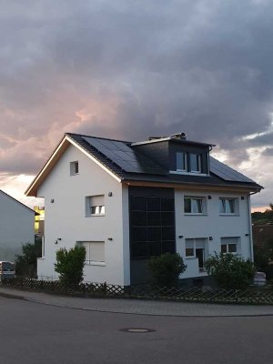 Moderne 6-Zimmer Wohnung mit Stellplatz in Kraichtal