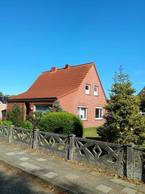 Kleines, solides Einfamilienhaus in Weener/Möhlenwarf