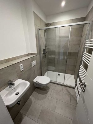 ++Neuwertige 4 Zi. Whg. mit Balkon und Parkettboden//zwei modernen Bädern//perfekte Raumaufteilung++