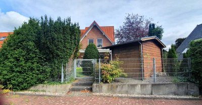 Sackgasse, Ruhe, Burg vor der Tür - hier wohnt man königlich! Reihenendhaus sucht Familie!