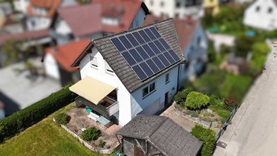 Huchenfeld: Sehr gepflegtes EFH in herrlicher Wohnlage - ideal für Ehepaar oder junge Familie