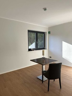 1 Zimmer mit Bad + geteilte Küche in Oppenheim