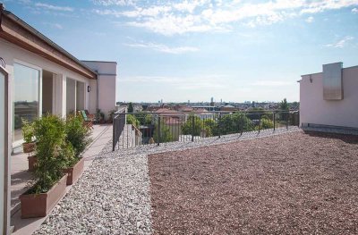 * 4 Zimmer * Mega Dachterrasse * Wohnen im Kaufhaus Held * Ankleide-Traum * 2 Bäder * 11/25 *