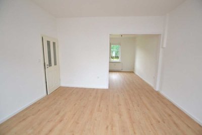 renovierte 2 1/2-Zimmer-Erdgeschosswohnung in 37627 Lenne