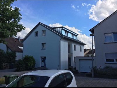 Erstbezug nach Sanierung: ansprechende 4-Zimmer-Wohnung mit EBK und Balkon in Steinheim